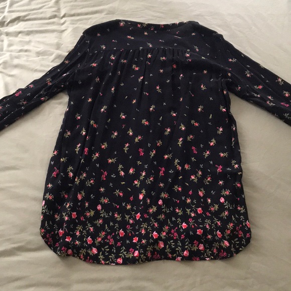 THE TUNIC SHIRT by Old Navy - Picture 3 of 6